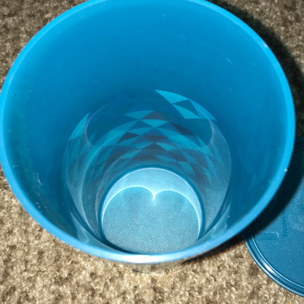 Tupperware 💙 - Picture 4 of 4